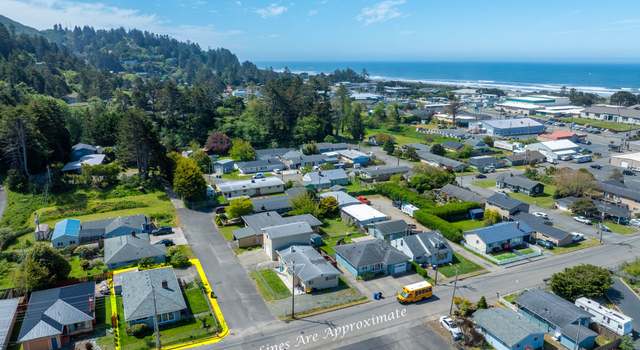 Photo of 29545 Bailor St, Gold Beach, OR 97444
