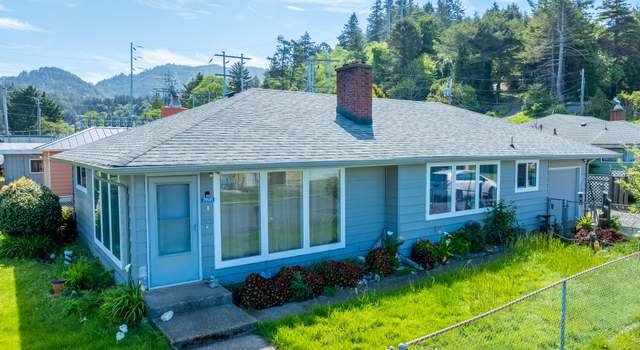 Photo of 29545 Bailor St, Gold Beach, OR 97444