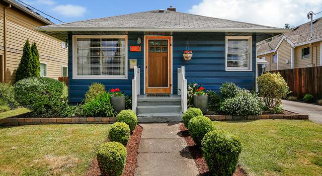 Photo of 8924 N Clarendon Ave, Portland, OR 97203