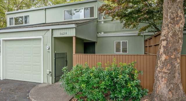 Photo of 1629 NW Rolling Hill Dr, Beaverton, OR 97006