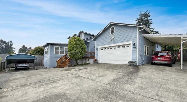 Photo of 914 Easy St, Brookings, OR 97415