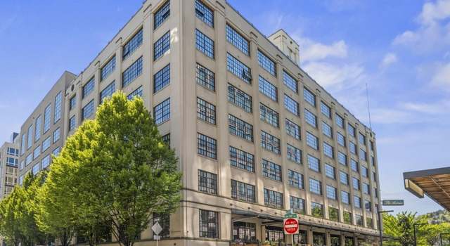 Photo of 1400 NW Irving St #701, Portland, OR 97209