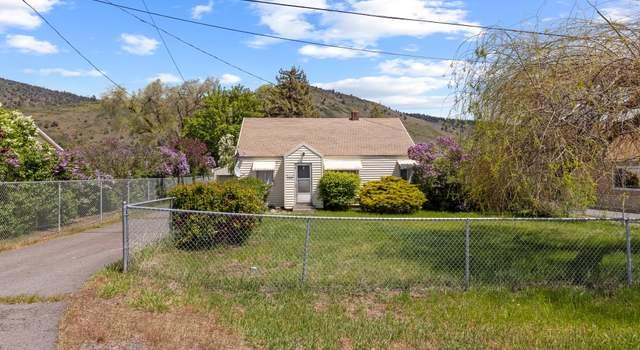 Photo of 5851 Wocus Rd, Klamath Falls, OR 97601
