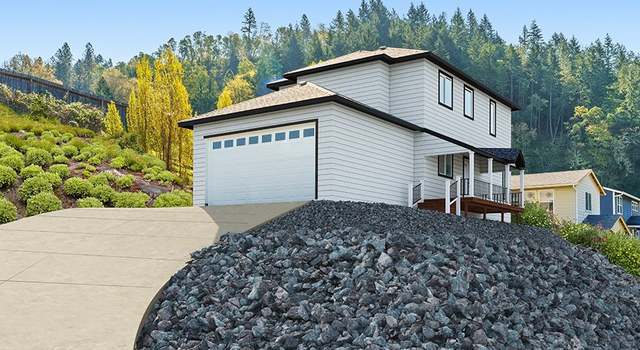 Photo of 990 Forest Heights St, Sutherlin, OR 97479