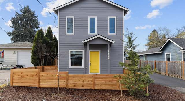 Photo of 10482 SE Liebe St Unit A, Portland, OR 97266