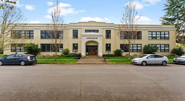 Photo of 650 W 12th Ave #202, Eugene, OR 97402