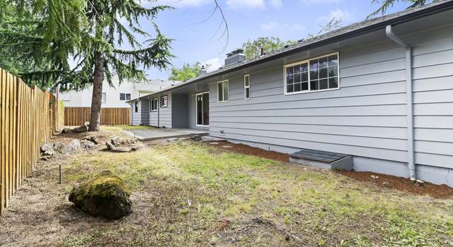 Photo of 12435 SW Knoll Dr, Tigard, OR 97223