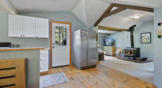 Photo of 625 Wilson Rd, Mosier, OR 97040