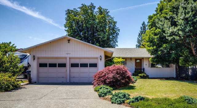 Photo of 13297 Chippendale Ln, Oregon City, OR 97045