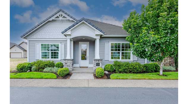 Photo of 2024 Lake Shore Dr, Eugene, OR 97408