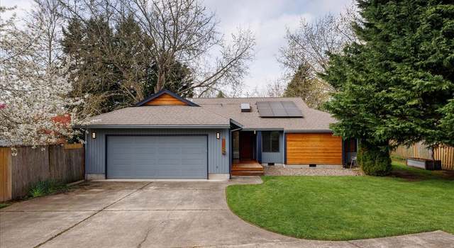 Photo of 659 NE Joanne Ct, Hillsboro, OR 97124
