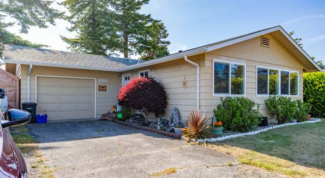 Photo of 1910 Lincoln St, North Bend, OR 97459