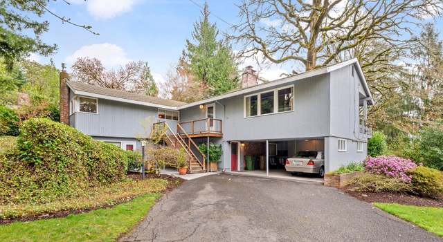 Photo of 15128 Glen Eagles Ct, Lake Oswego, OR 97034