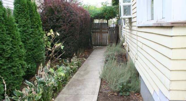 Photo of 6102 NE 6th Ave, Portland, OR 97211