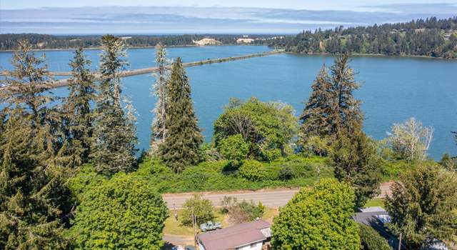 Photo of 93484 Shady Ln, North Bend, OR 97459