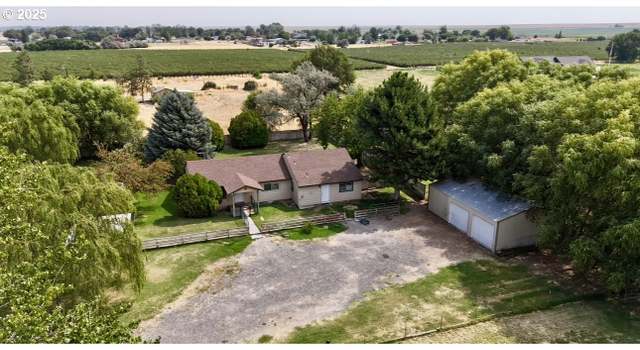 Photo of 78641 Paul Smith Rd, Boardman, OR 97818