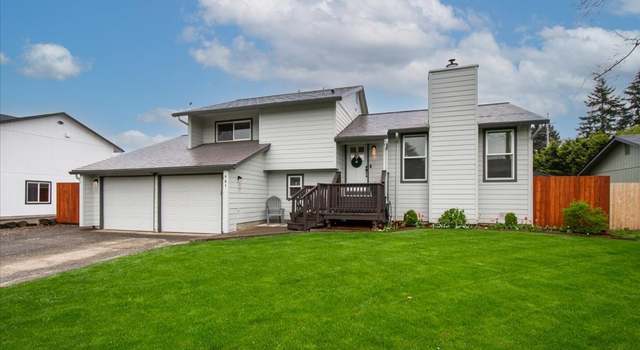 Photo of 901 SE Olympia Dr, Vancouver, WA 98683