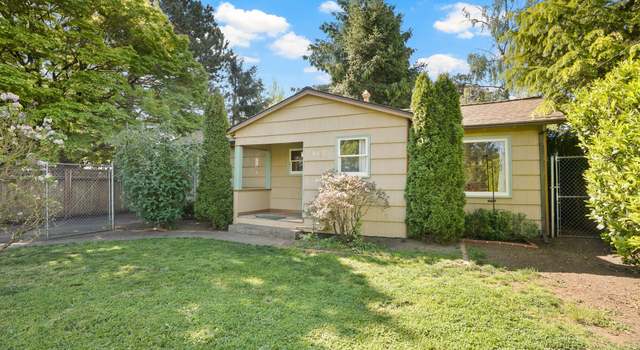 Photo of 8422 NE Sacramento St, Portland, OR 97220