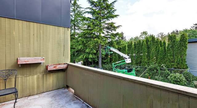 Photo of 6220 SW Capitol Hwy #8, Portland, OR 97239