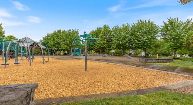 Photo of 1874 NE 101st Ave #202, Hillsboro, OR 97006