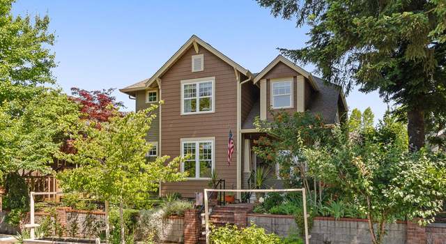 Photo of 208 W 35th St, Vancouver, WA 98660