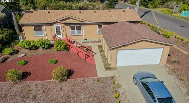 Photo of 1791 Willow Loop, Florence, OR 97439
