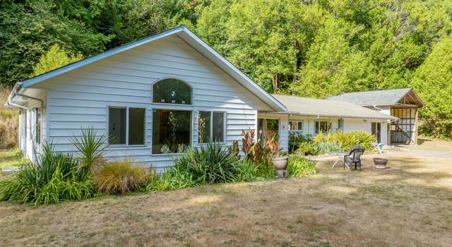 Photo of 94927 Rink Creek Ln, Coquille, OR 97423