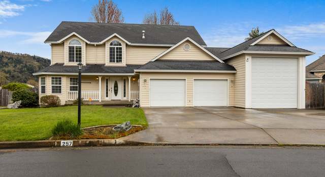 Photo of 257 Martha Dr, Winchester, OR 97495