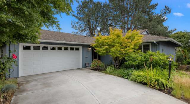 Property at 12434 SW King George Dr, King City, OR 97224, 3 beds, 2 baths