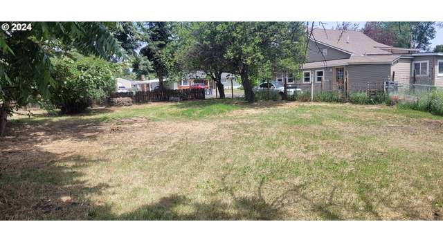 Photo of 1904 E N Ave, La Grande, OR 97850