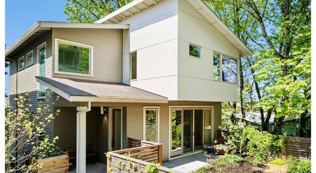 Photo of 6251 SE Yamhill St, Portland, OR 97215