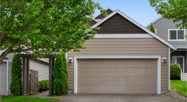 Photo of 38814 Cascadia Village Dr, Sandy, OR 97055