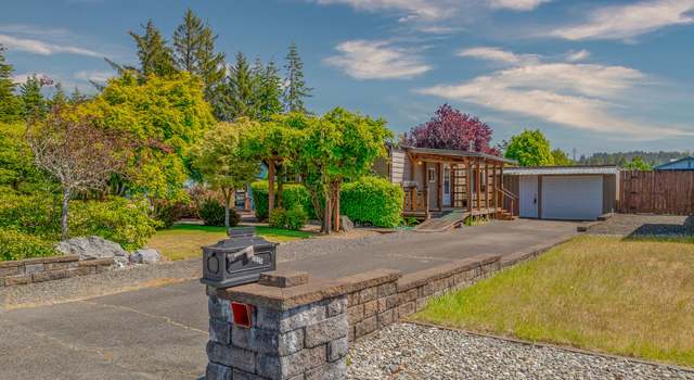 Photo of 2925 Knott Ter, Coos Bay, OR 97420
