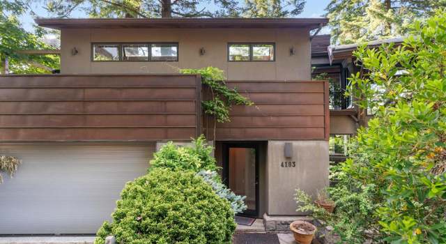 Photo of 4183 SW Greenleaf Dr, Portland, OR 97221