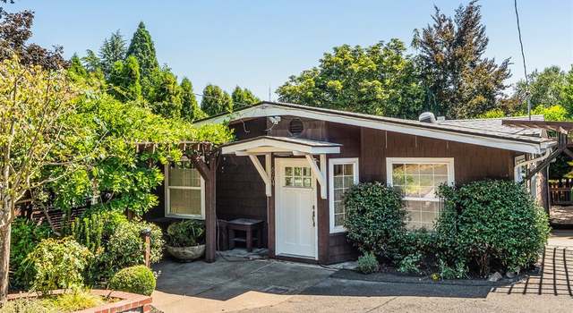 Photo of 6904 SW 53rd Ave, Portland, OR 97219
