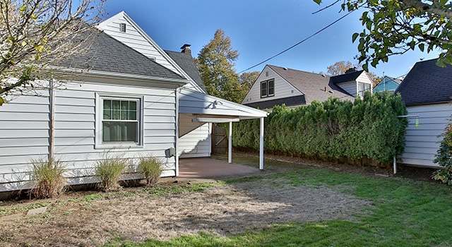 Photo of 7327 N Chase Ave, Portland, OR 97217