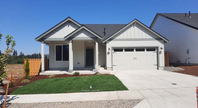 Photo of 860 Oakleaf Way, Silverton, OR 97381