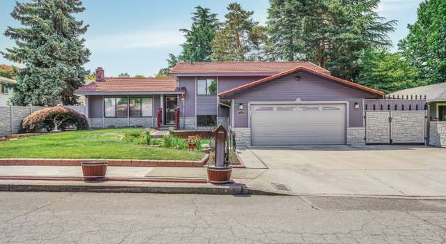 Photo of 14428 NE Failing St, Portland, OR 97230