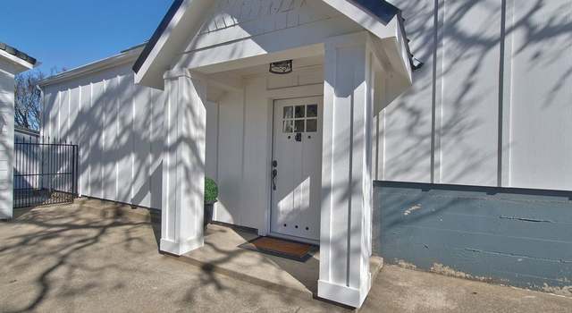 Photo of 789 W Main St, Carlton, OR 97111