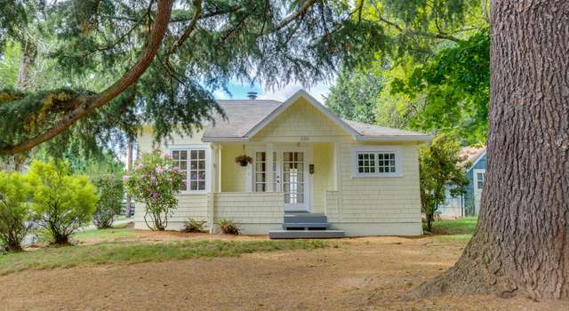 Photo of 1636 NE Ainsworth St, Portland, OR 97211
