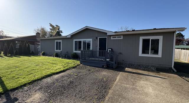 Photo of 635 E Main St, Yamhill, OR 97148