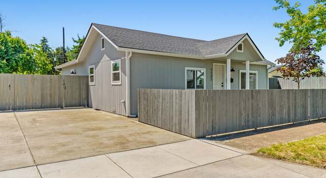 Photo of 1121 D St, Springfield, OR 97477
