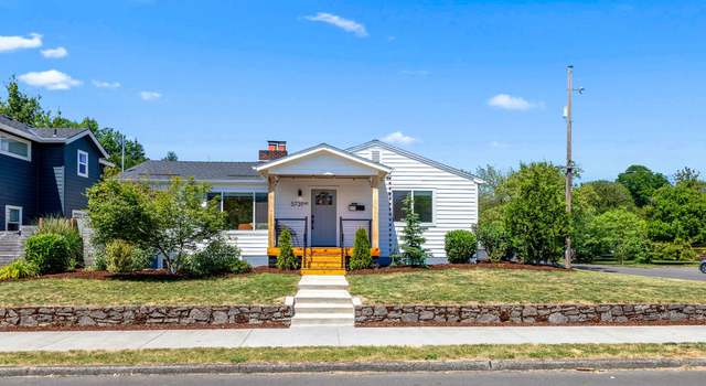 Photo of 5739 SE Woodward St, Portland, OR 97206