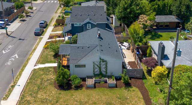 Photo of 5739 SE Woodward St, Portland, OR 97206