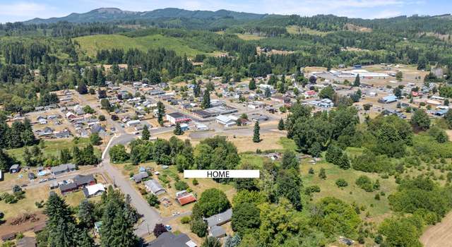Photo of 202 California St, Pe Ell, WA 98572