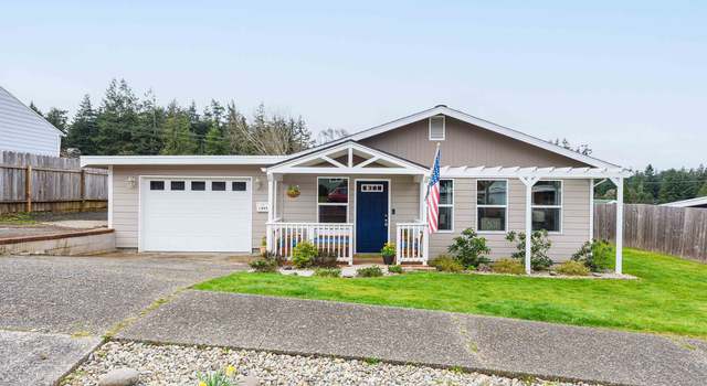 Photo of 1845 Juniper Ave, Coos Bay, OR 97420
