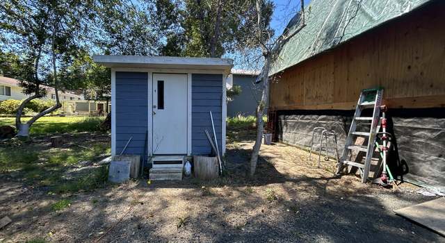 Photo of 2260 Ash St, North Bend, OR 97459