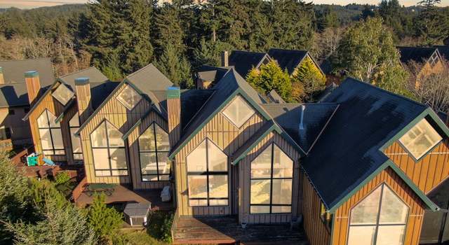 Photo of 3420 NW Oceanview Dr Unit B, Newport, OR 97365