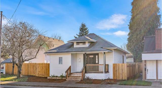 Property at 824 SE Tacoma St, Portland, OR 97202, 4 beds, 1 bath