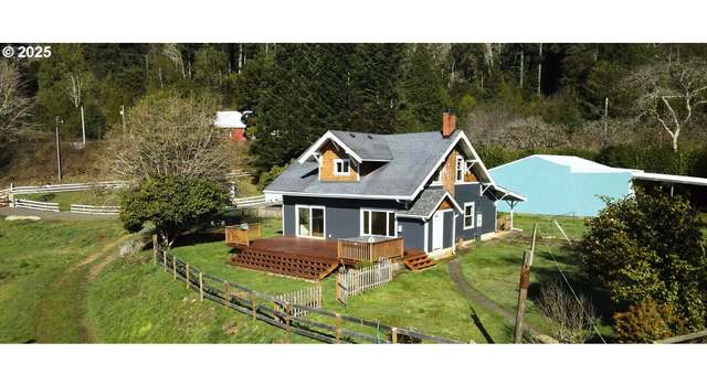 Photo of 61007 Old Wagon Rd, Coos Bay, OR 97420